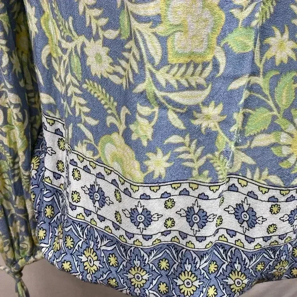 Lucky Brand Blue & Yellow Floral Elastic Waist, 3/4 Sleeve Top, Brass Buttons. - Picture 3 of 14